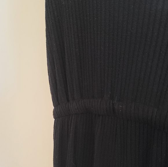 Ribbed Jumpsuit/Romper - Picture 2 of 4